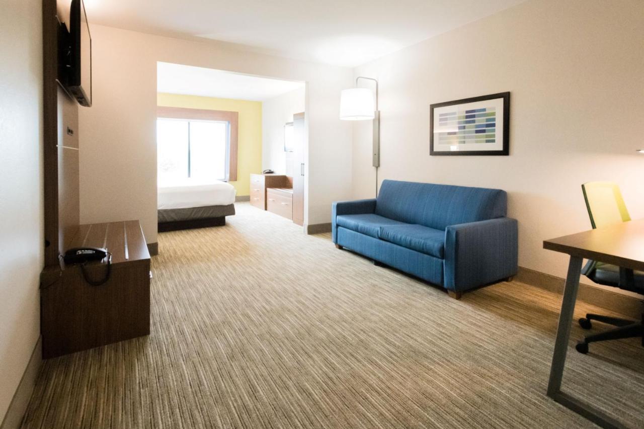 Holiday Inn Express & Suites Lexington North West-The Vineyard By Ihg Eksteriør bilde