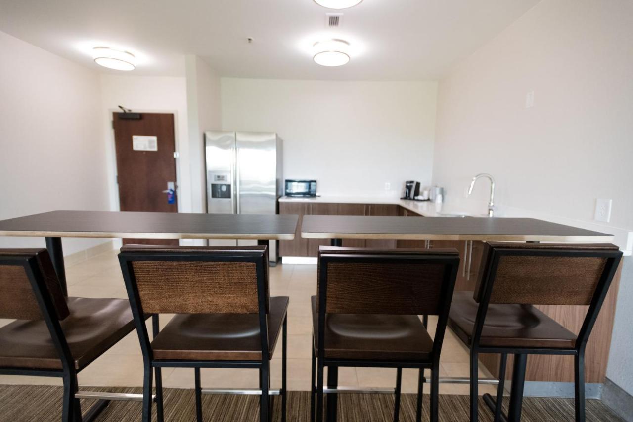 Holiday Inn Express & Suites Lexington North West-The Vineyard By Ihg Eksteriør bilde