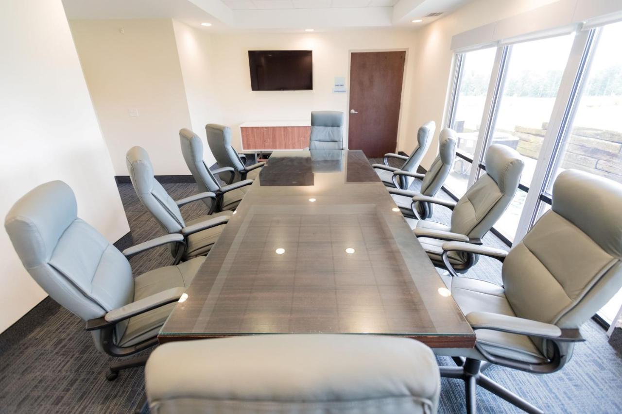 Holiday Inn Express & Suites Lexington North West-The Vineyard By Ihg Eksteriør bilde