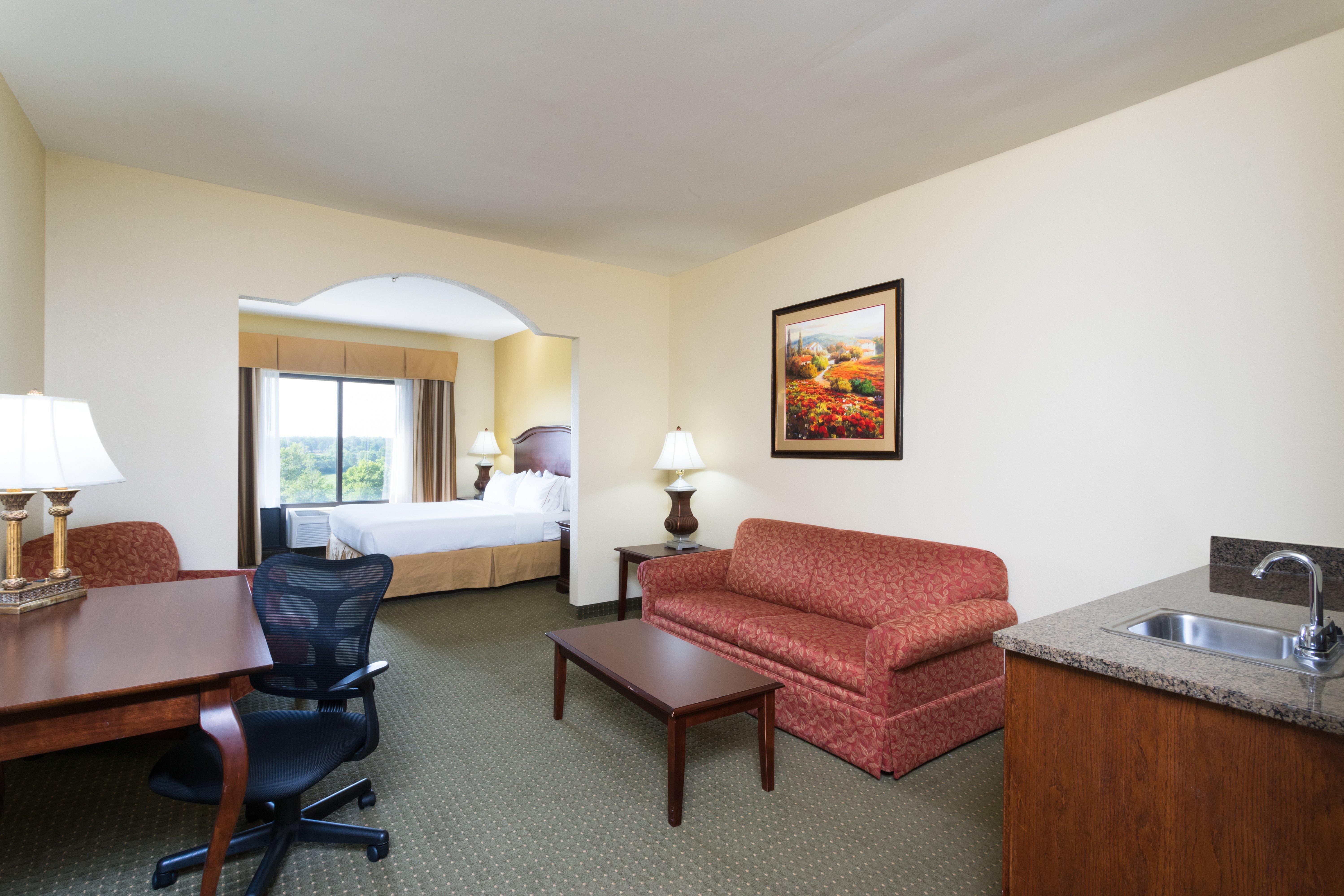 Holiday Inn Express & Suites Lexington North West-The Vineyard By Ihg Eksteriør bilde