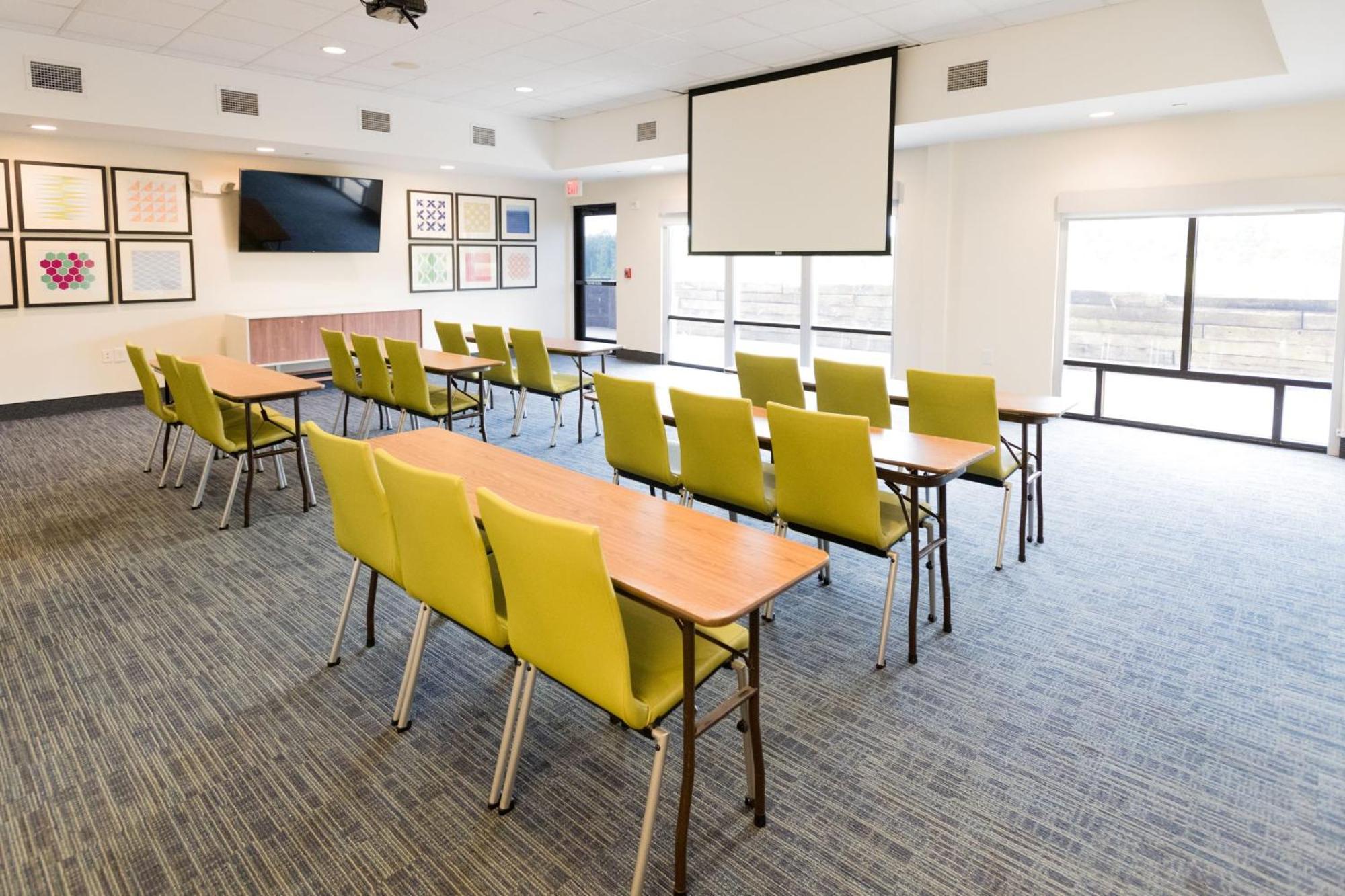 Holiday Inn Express & Suites Lexington North West-The Vineyard By Ihg Eksteriør bilde